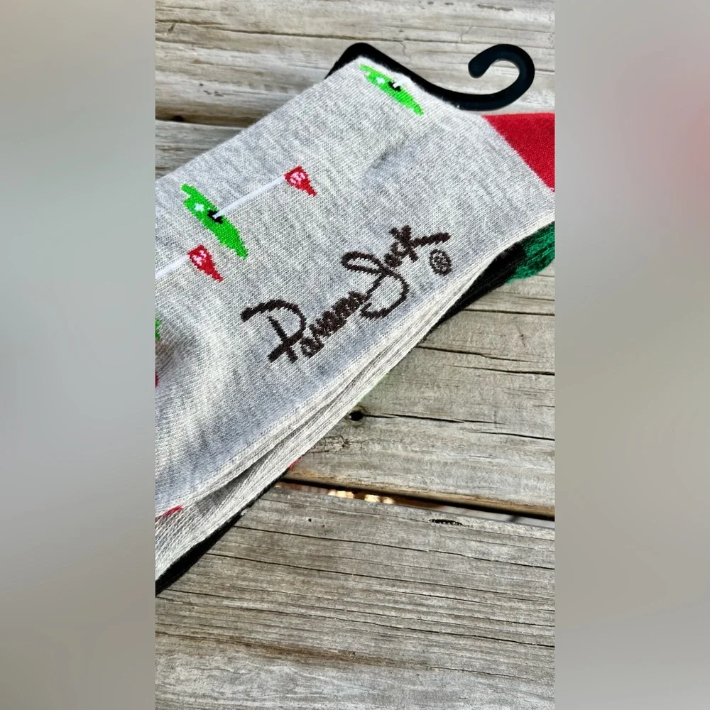 NWT Panama Jack 2 pairs Golf-Themed Black and Gray Socks‎